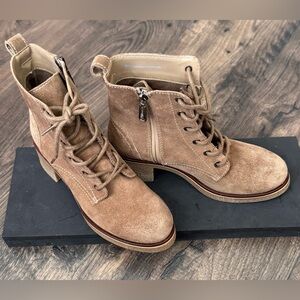 Blondo Lace Up, Side Zip Closure, Tan Suede Waterproof Women’s Combat Boots Sz 8